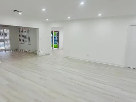 2271 SW 30th Terrace Fort Lauderdale FL 33312