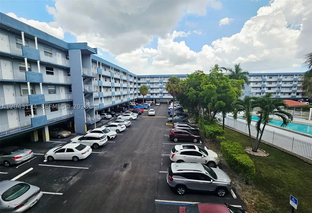 1655 W 44 Place Hialeah FL 33012