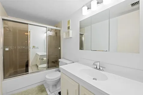 4025 N Nob Hill Road Sunrise FL 33351