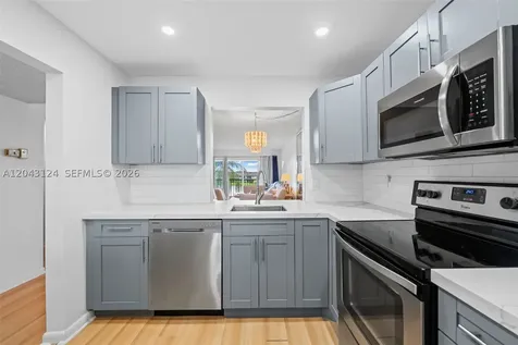 4025 N Nob Hill Road Sunrise FL 33351