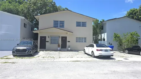 3519 SW 17th Terrace Miami FL 33145