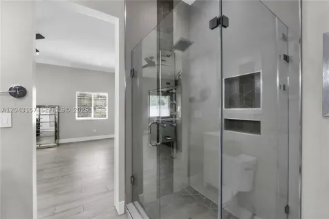 720 S Old Nob Hill Road Plantation FL 33324