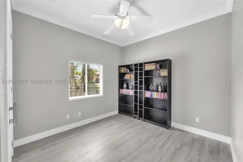 720 S Old Nob Hill Road Plantation FL 33324