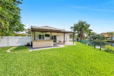 720 S Old Nob Hill Road Plantation FL 33324