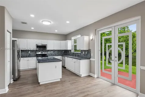 2162 NW 77th Terrace Pembroke Pines FL 33024