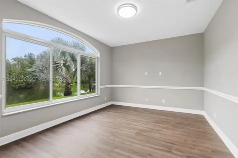 2162 NW 77th Terrace Pembroke Pines FL 33024