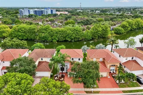 2162 NW 77th Terrace Pembroke Pines FL 33024