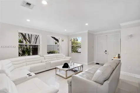 5067 SW 162nd Avenue Miramar FL 33027
