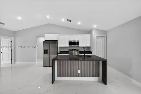 704 E Carbon Lehigh Acres FL 33974