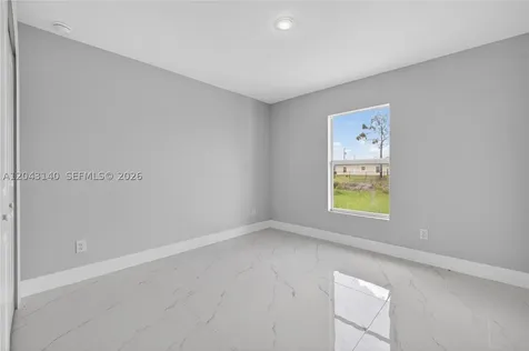 704 E Carbon Lehigh Acres FL 33974