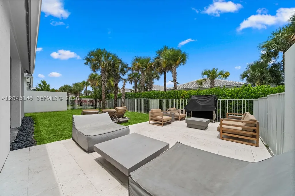 257 Zelda Lane Delray Beach FL 33445