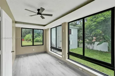 1400 NE 148th Street Miami FL 33161