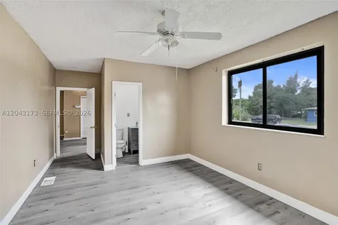 1400 NE 148th Street Miami FL 33161