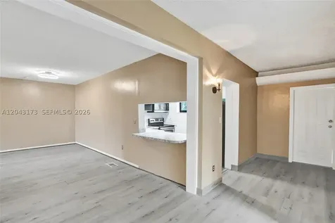 1400 NE 148th Street Miami FL 33161