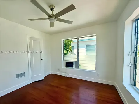 641 10th Street Miami Beach FL 33139