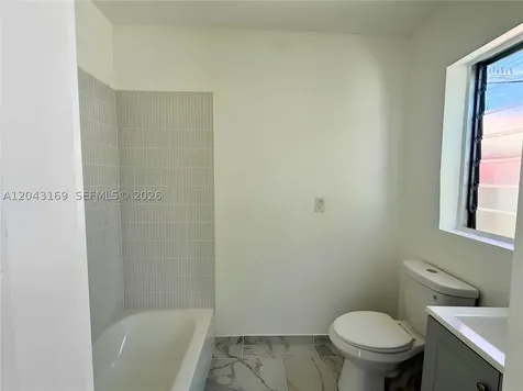 641 10th Street Miami Beach FL 33139