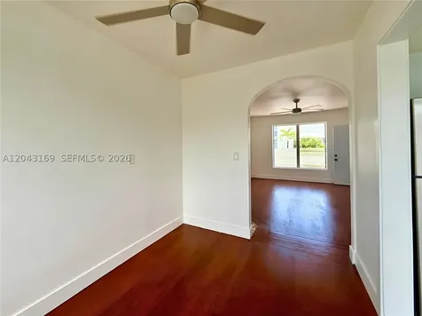 641 10th Street Miami Beach FL 33139
