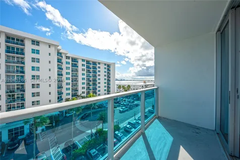 7501 E Treasure Drive North Bay Village FL 33141