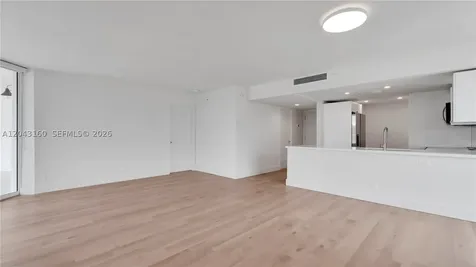 555 NE 34th Street Miami FL 33137