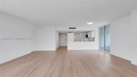 555 NE 34th Street Miami FL 33137