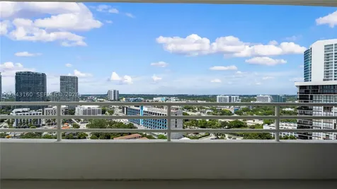 555 NE 34th Street Miami FL 33137