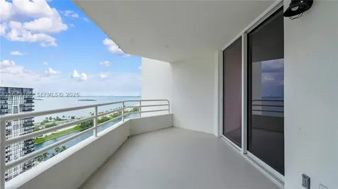 555 NE 34th Street Miami FL 33137
