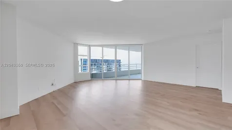 555 NE 34th Street Miami FL 33137