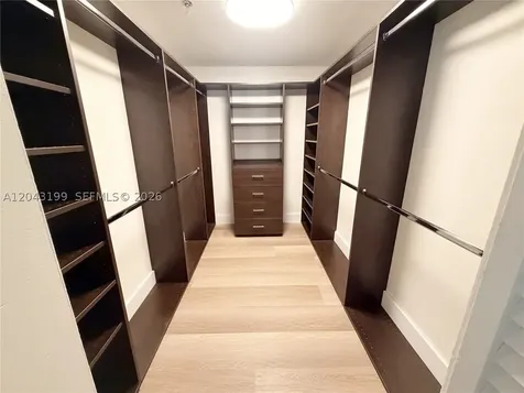 2625 Collins Avenue Miami Beach FL 33140