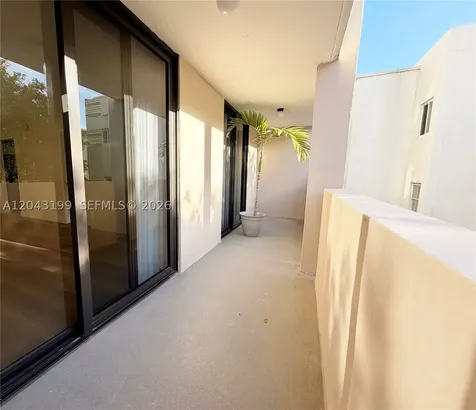 2625 Collins Avenue Miami Beach FL 33140