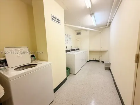 2625 Collins Avenue Miami Beach FL 33140