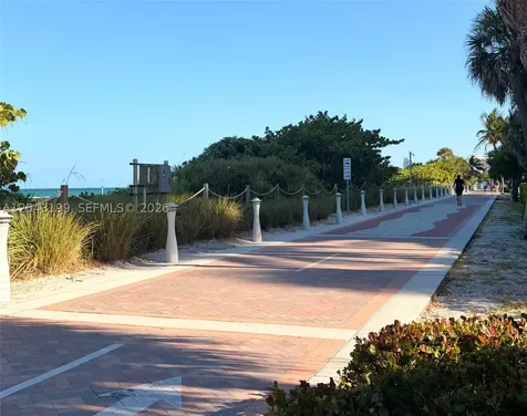 2625 Collins Avenue Miami Beach FL 33140