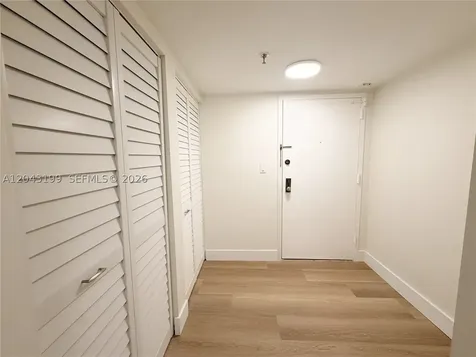 2625 Collins Avenue Miami Beach FL 33140
