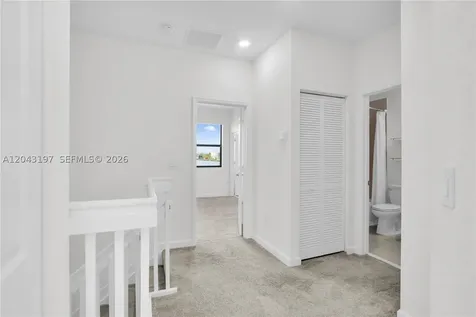 20610 NE 5th Place Miami FL 33179