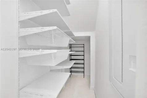 20610 NE 5th Place Miami FL 33179