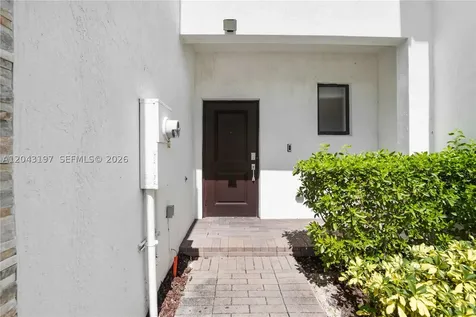 20610 NE 5th Place Miami FL 33179