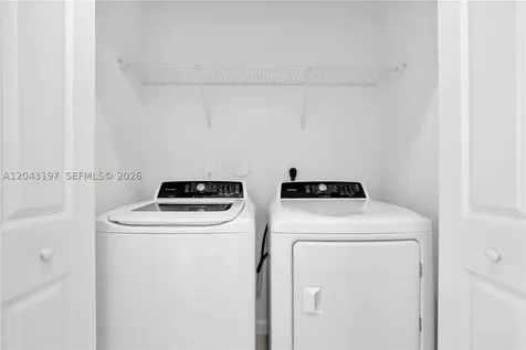 20610 NE 5th Place Miami FL 33179