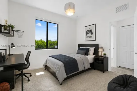 20610 NE 5th Place Miami FL 33179