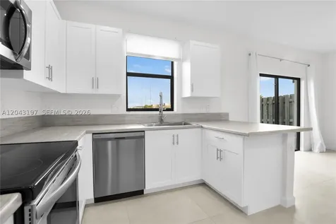 20610 NE 5th Place Miami FL 33179