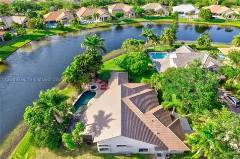 1087 Deerwood Lane Weston FL 33326