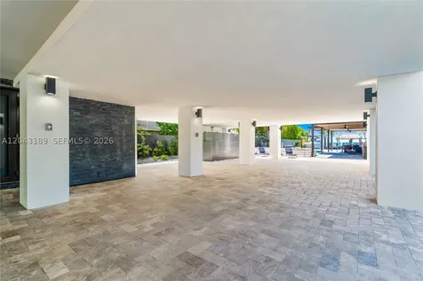 16 Seaside Avenue Key Largo FL 33037