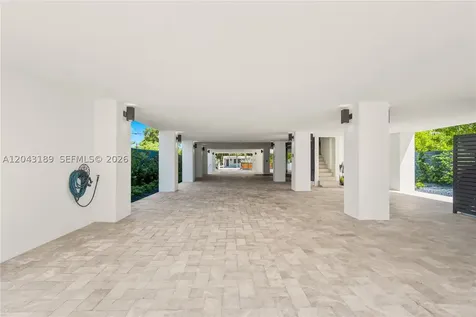 16 Seaside Avenue Key Largo FL 33037