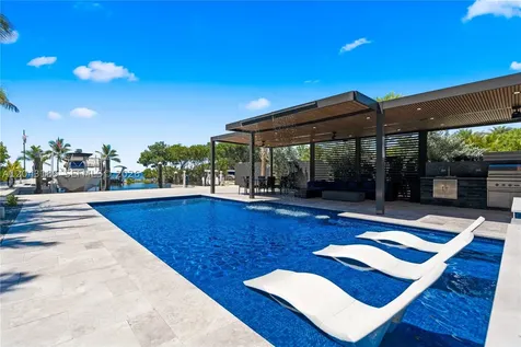 16 Seaside Avenue Key Largo FL 33037