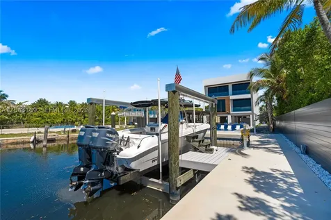 16 Seaside Avenue Key Largo FL 33037