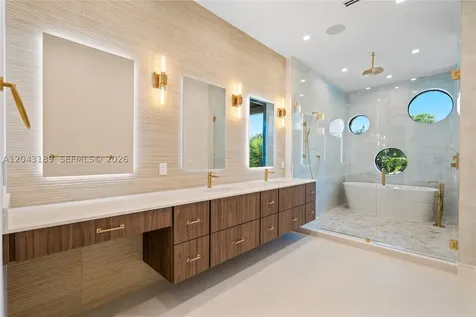 16 Seaside Avenue Key Largo FL 33037