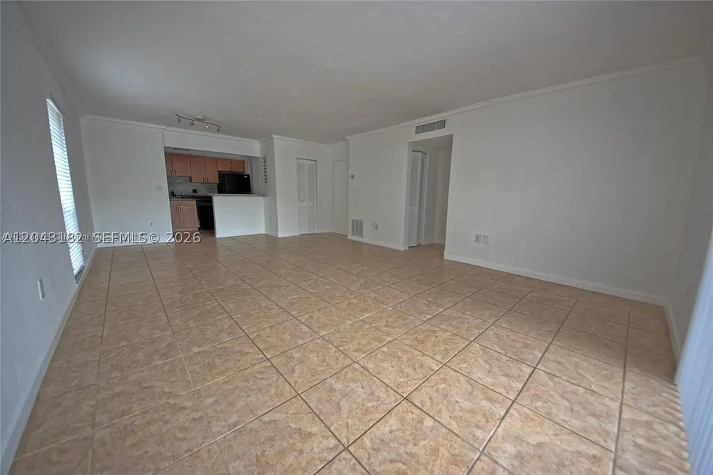 6900 N Kendall Drive Pinecrest FL 33156