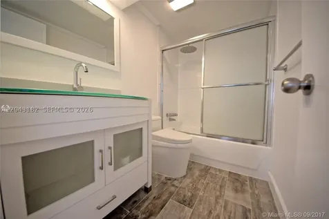 6900 N Kendall Drive Pinecrest FL 33156