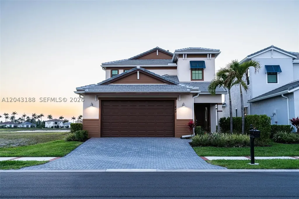 449 SE Fascino Circle Port St. Lucie FL 34984