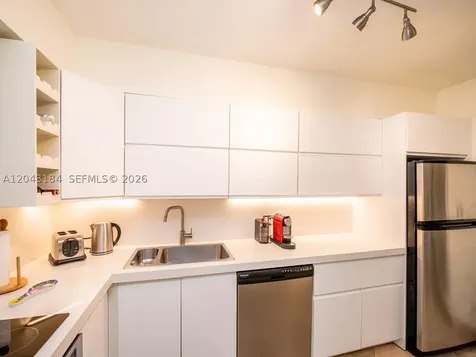 1127 S Meridian Avenue Miami Beach FL 33139