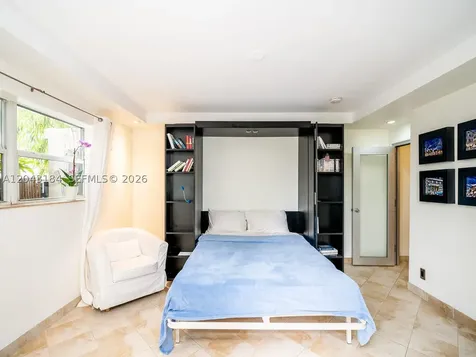 1127 S Meridian Avenue Miami Beach FL 33139