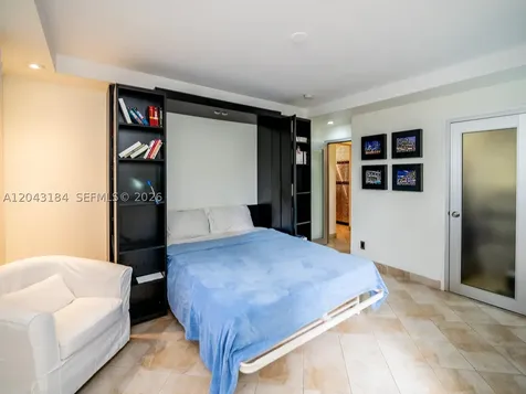 1127 S Meridian Avenue Miami Beach FL 33139